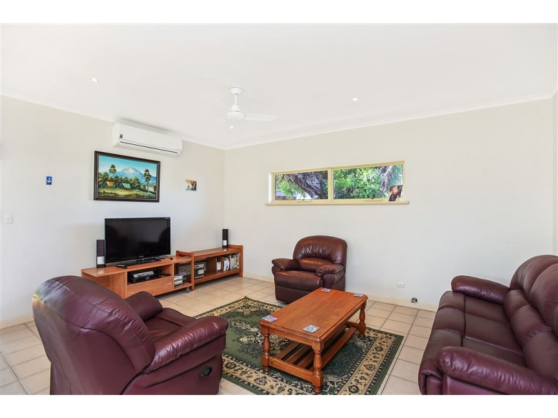 2 Chrystal Street, Goolwa SA 5214