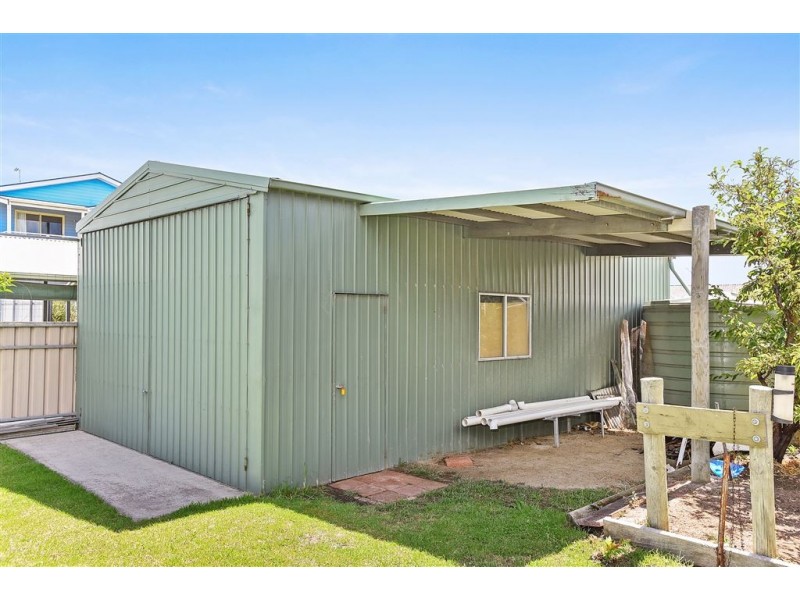 2 Chrystal Street, Goolwa SA 5214