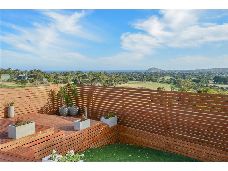 55 Greenhills Road, Victor Harbor SA 5211