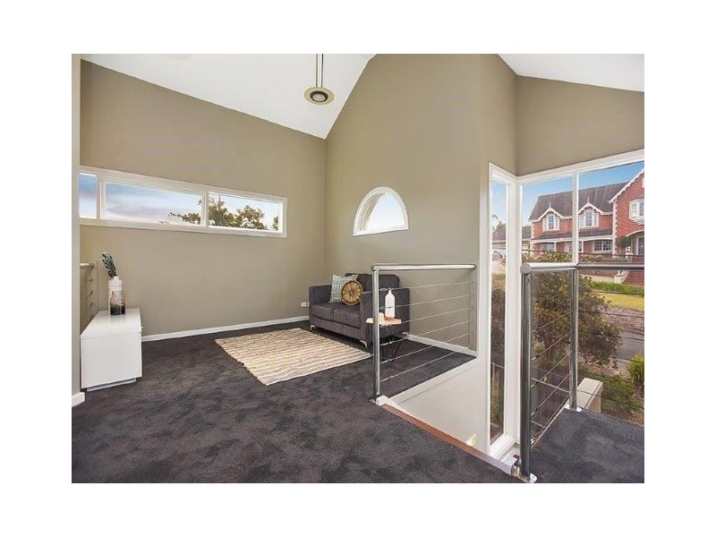 1 Fernbank Road, Victor Harbor SA 5211