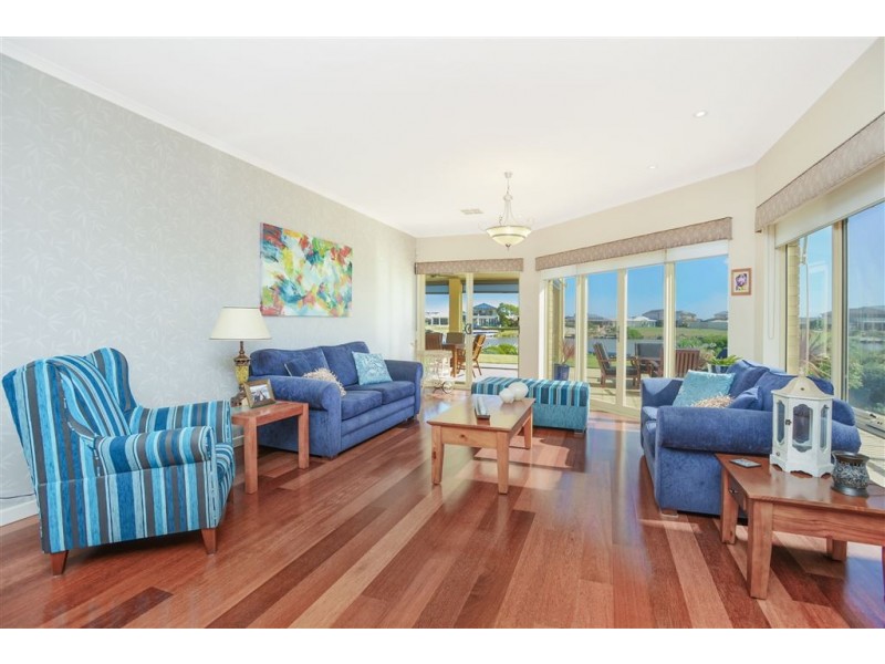 51 Britannia Parade, Hindmarsh Island SA 5214