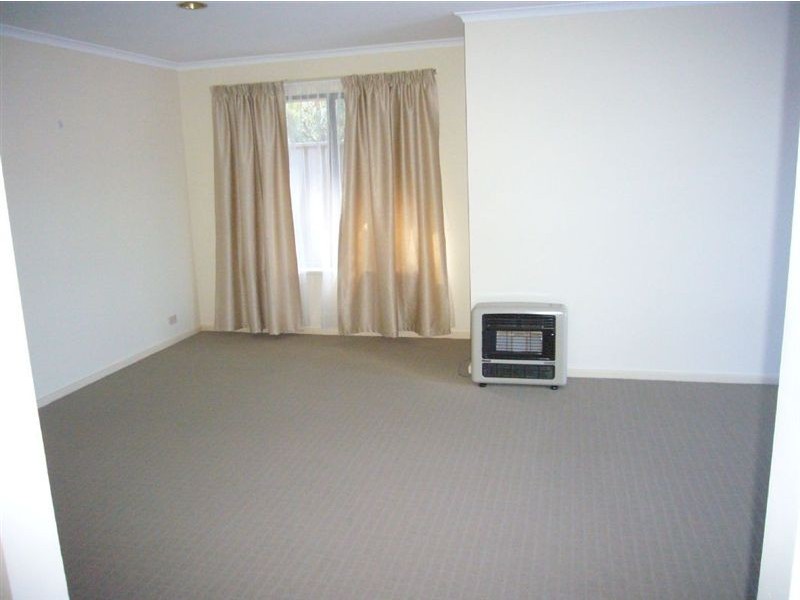 32 Matthew Flinders Drive, Encounter Bay SA 5211