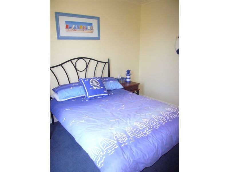 4 Mcleod Avenue, Middleton SA 5213