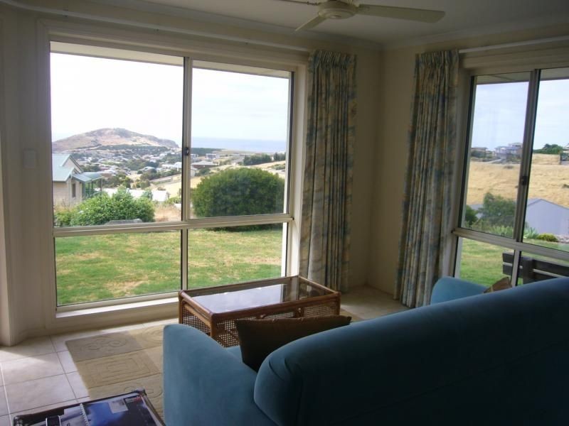 2 Cygnet Terrace, Encounter Bay SA 5211