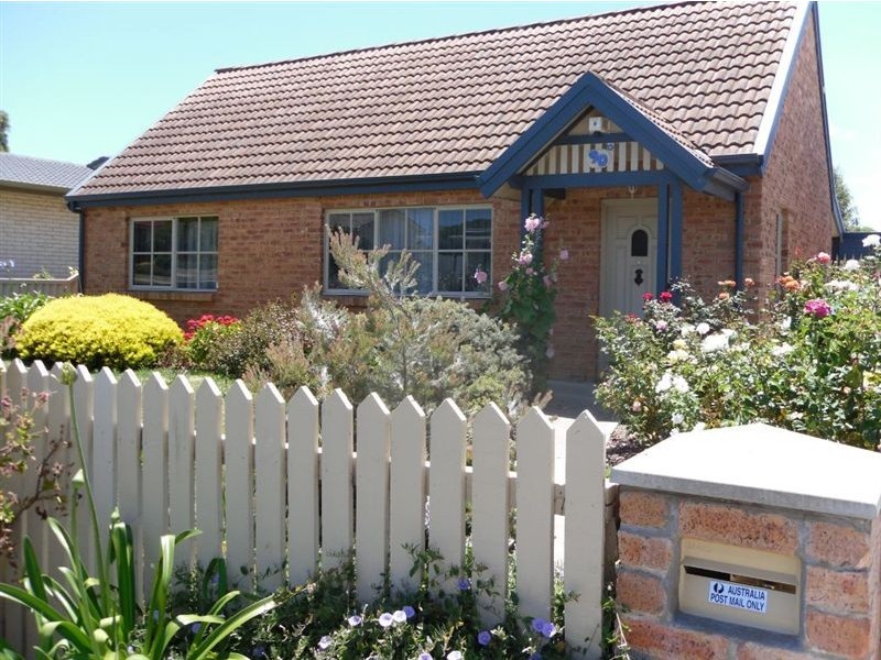 90 Albatross Ave, Hayborough SA 5211