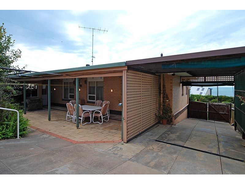 73 Hindmarsh Road, Victor Harbor SA 5211