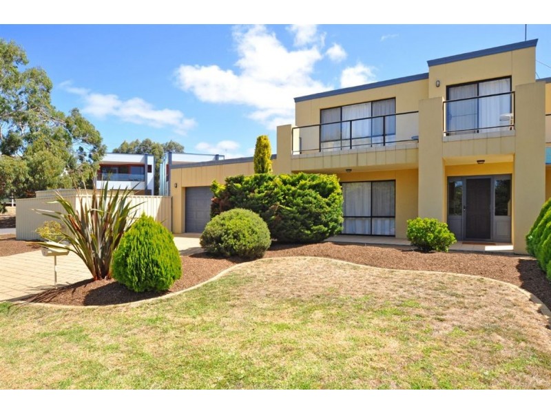 15 Nunkeri Avenue, Encounter Bay SA 5211