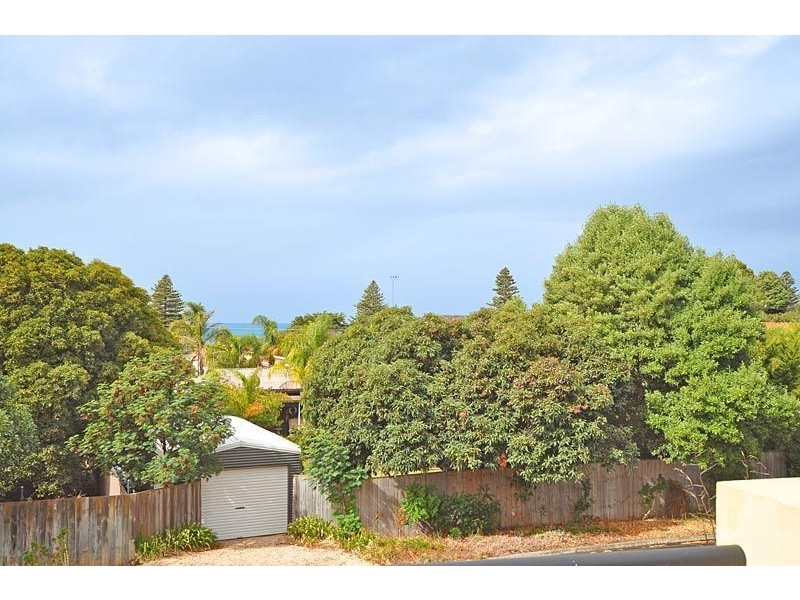 15 Nunkeri Avenue, Encounter Bay SA 5211