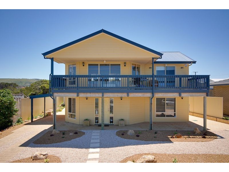 8 Ocean Road, Port Elliot SA 5212