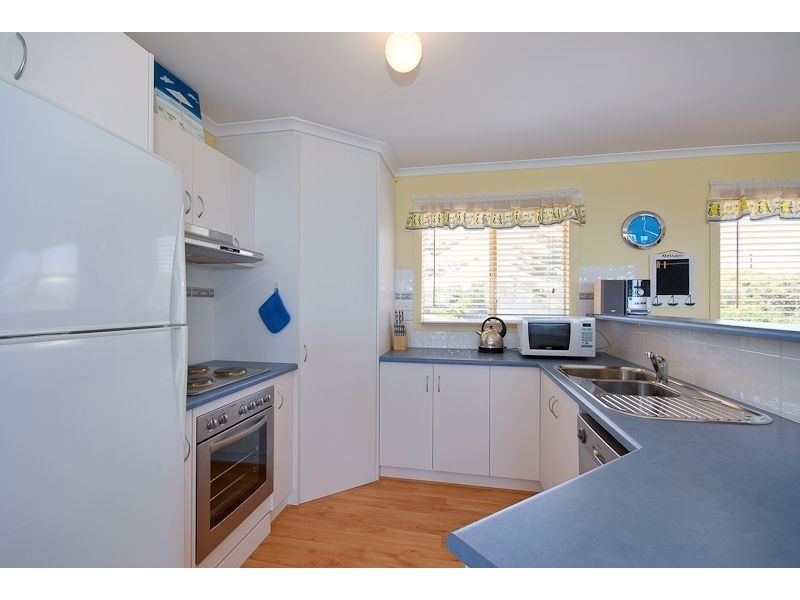 8 Ocean Road, Port Elliot SA 5212