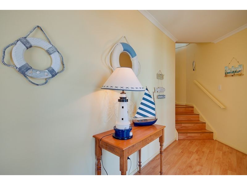 8 Ocean Road, Port Elliot SA 5212