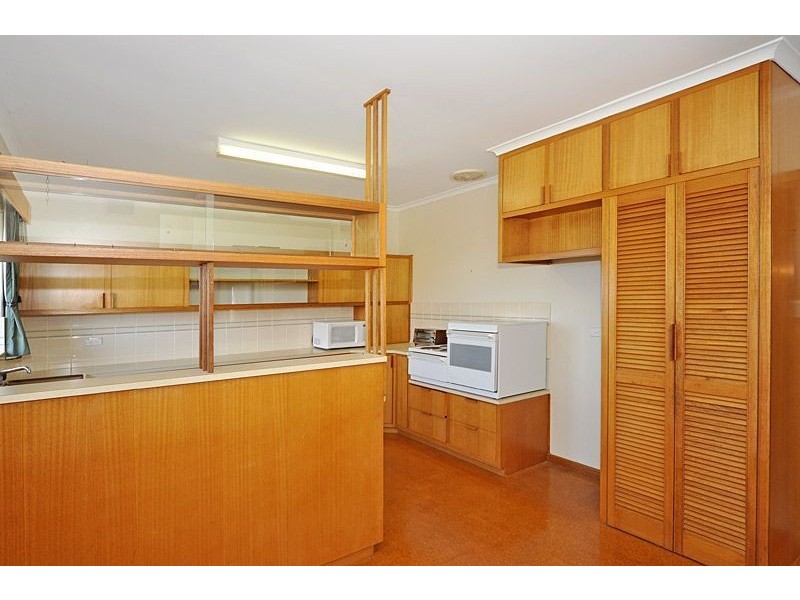 11 Rumbelow Street, Encounter Bay SA 5211