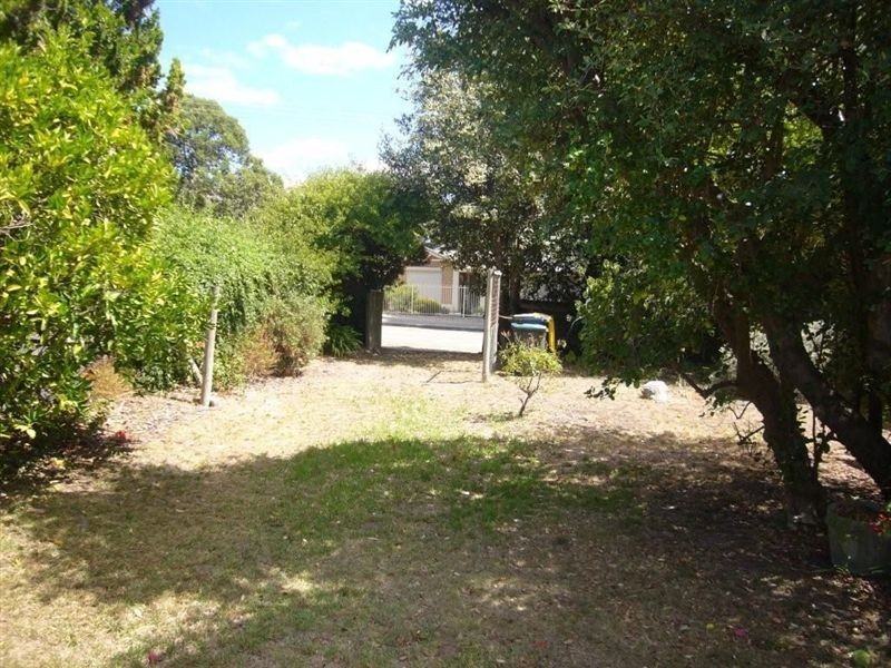 18 The Parkway, Victor Harbor SA 5211