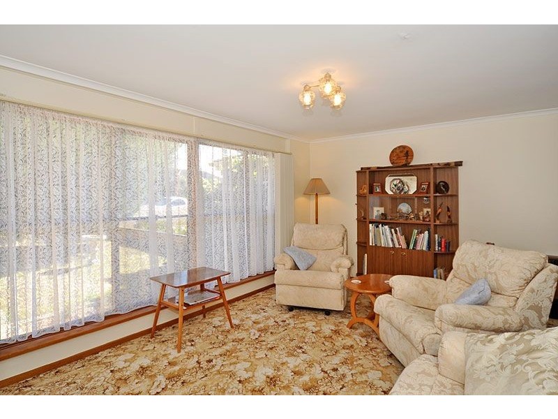 34 Newland Street, Victor Harbor SA 5211