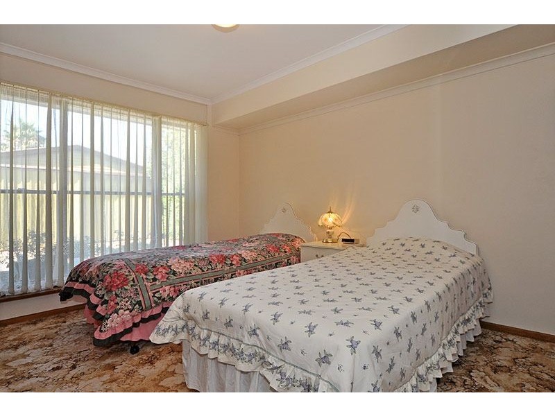 34 Newland Street, Victor Harbor SA 5211