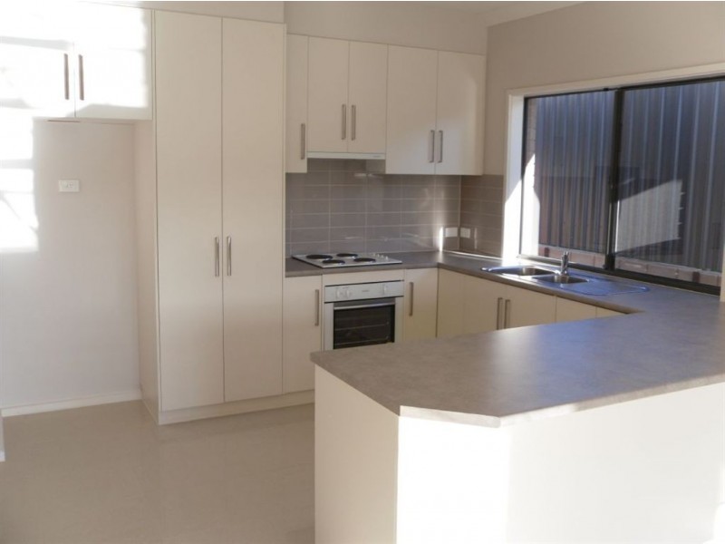 7 Sweetman Avenue, Encounter Bay SA 5211