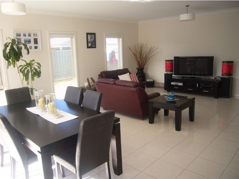 6 Jeffery Drive, Encounter Bay SA 5211