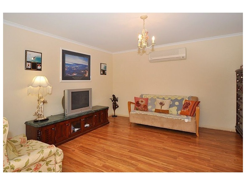 1 Gare Court, Victor Harbor SA 5211