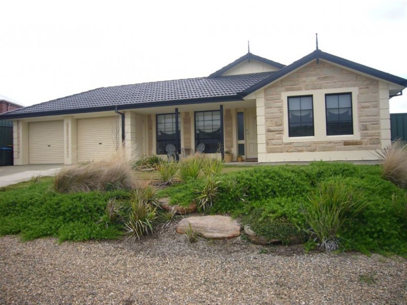 1 Tripp Street, Encounter Bay SA 5211