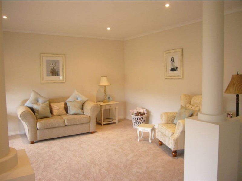 1 Tripp Street, Encounter Bay SA 5211