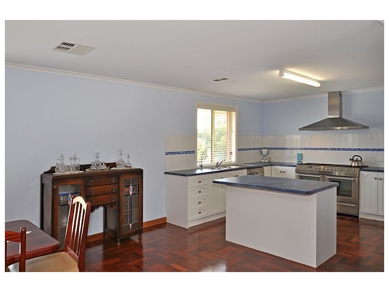 21 Norfolk Avenue, Victor Harbor SA 5211