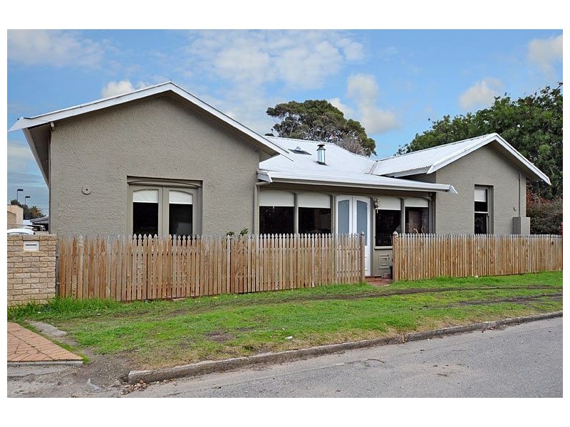 3 Peace Avenue, Victor Harbor SA 5211