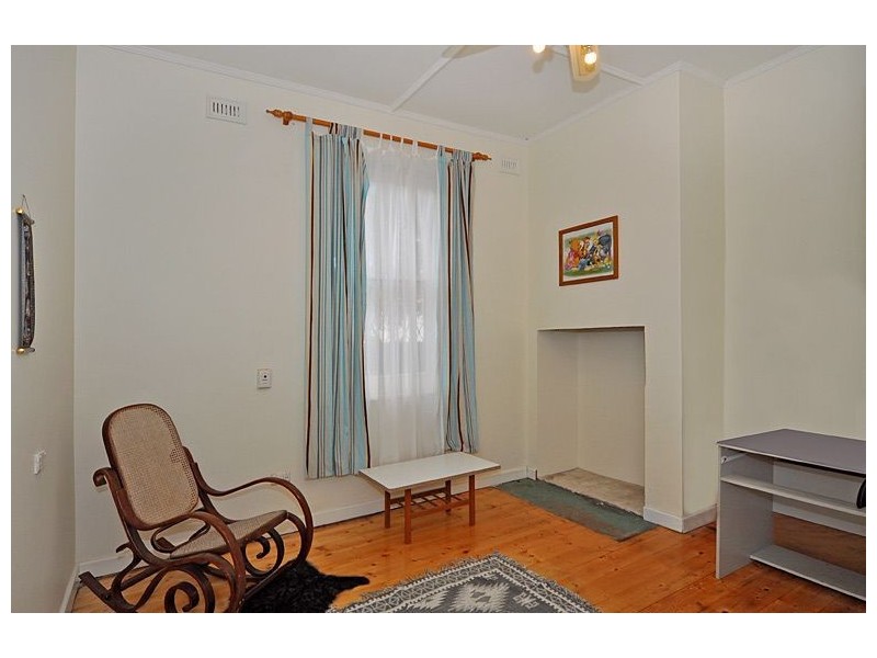 3 Peace Avenue, Victor Harbor SA 5211