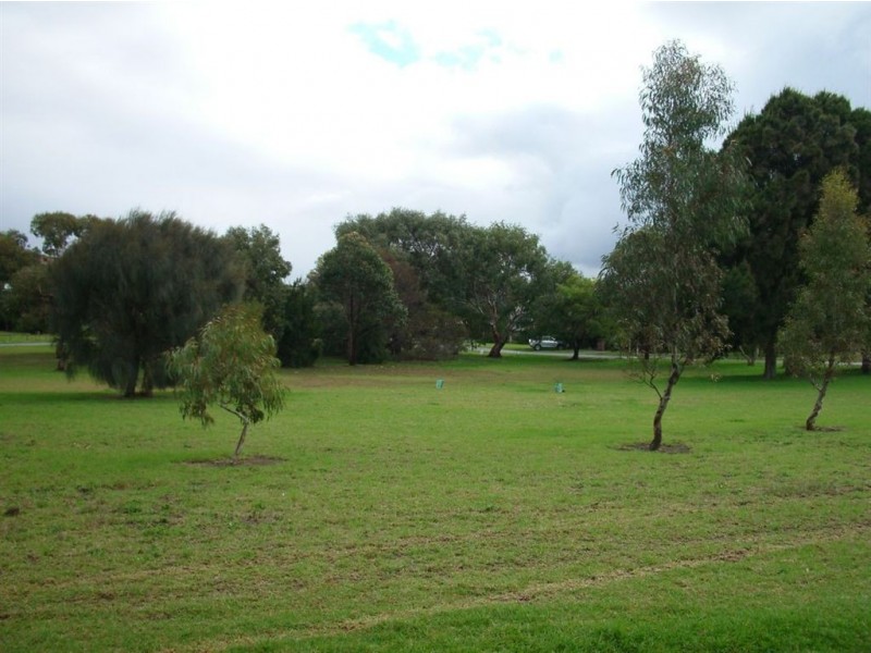 8 Park Avenue, Encounter Bay SA 5211