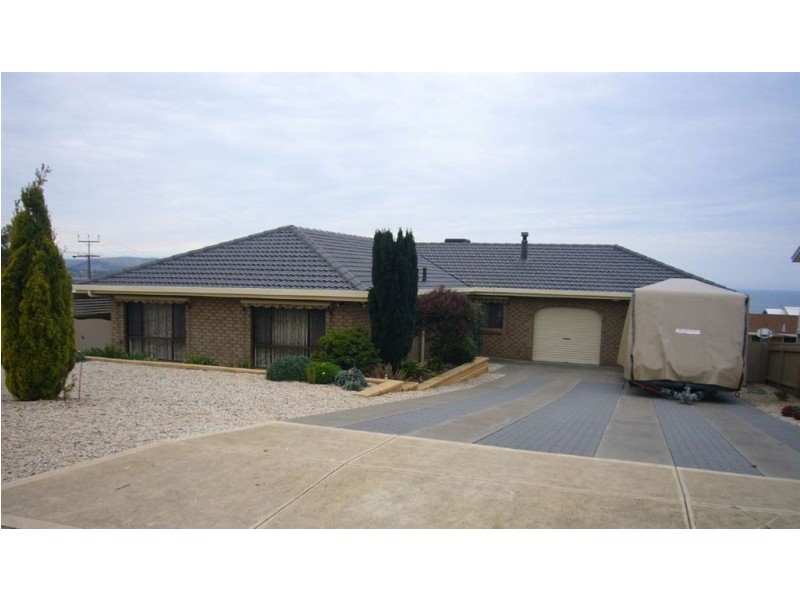4 Norma Crescent, Encounter Bay SA 5211