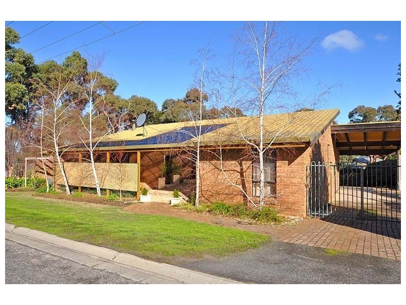 3 Folkestone Terrace, Victor Harbor SA 5211