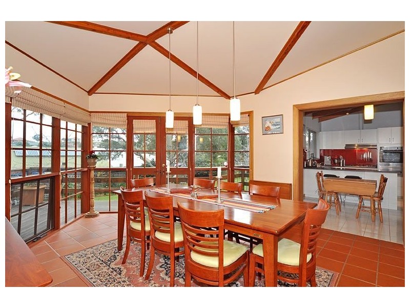 3 Folkestone Terrace, Victor Harbor SA 5211