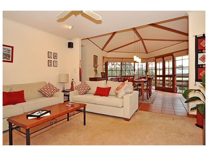 3 Folkestone Terrace, Victor Harbor SA 5211