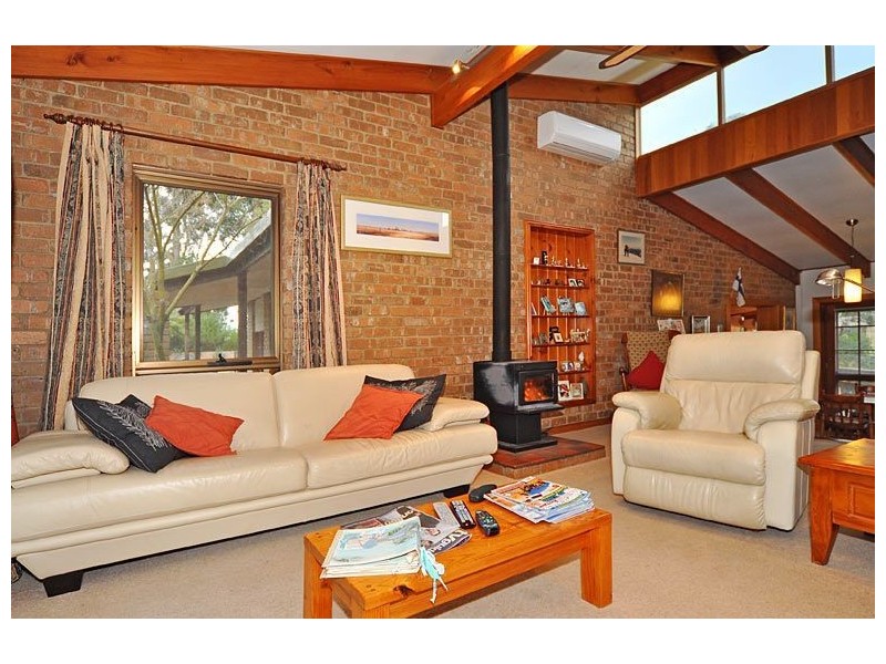 3 Folkestone Terrace, Victor Harbor SA 5211