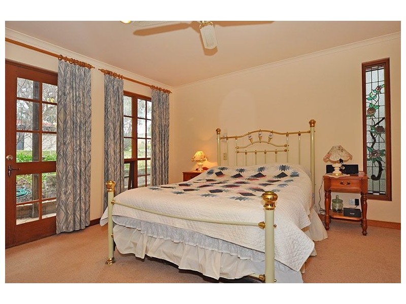 3 Folkestone Terrace, Victor Harbor SA 5211