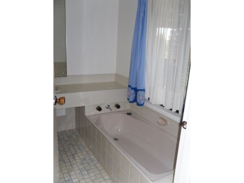 74 Dodson Road, Encounter Bay SA 5211