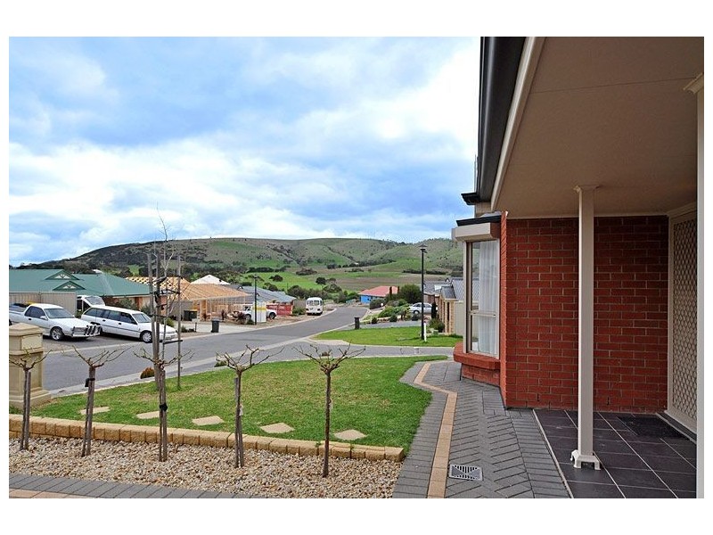 15 Heysen Parade, Hayborough SA 5211