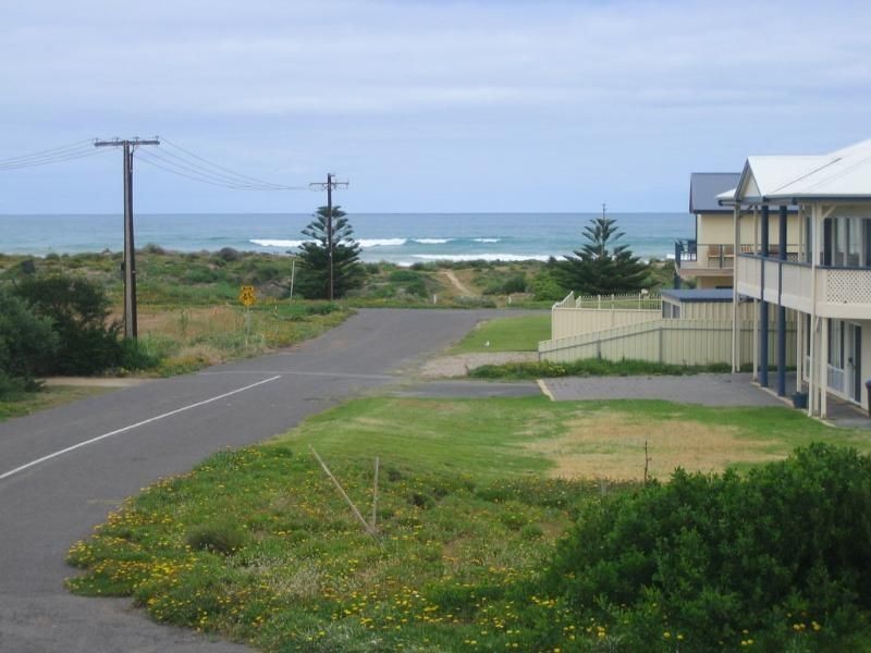 210 Newell Avenue, Middleton SA 5213