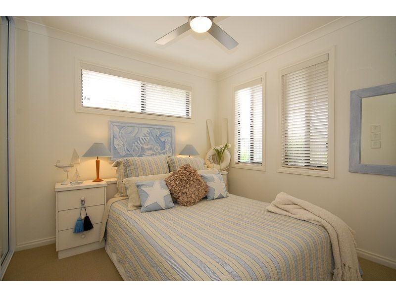 32 Russell Street, Encounter Bay SA 5211