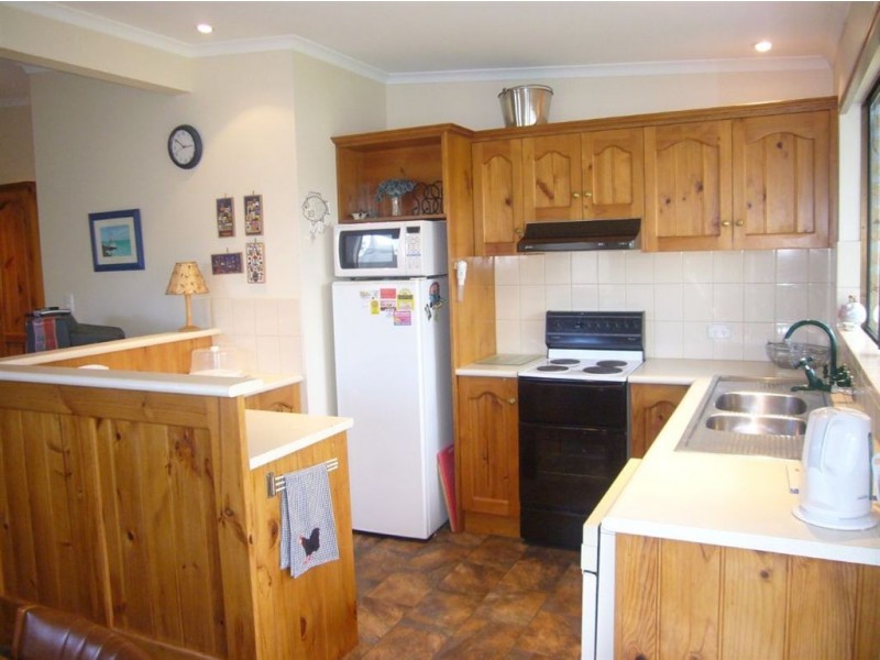 2 Merrilli Place, Port Elliot SA 5212
