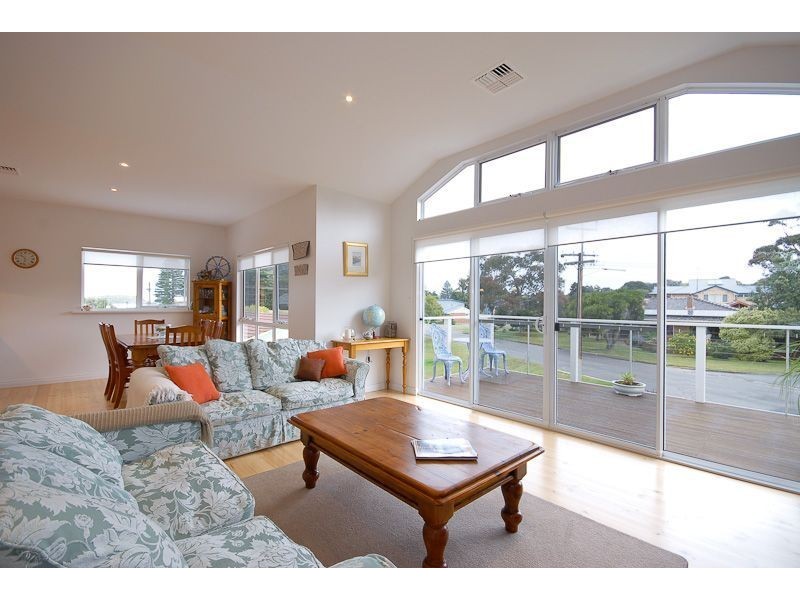 18 Whalers Road, Encounter Bay SA 5211