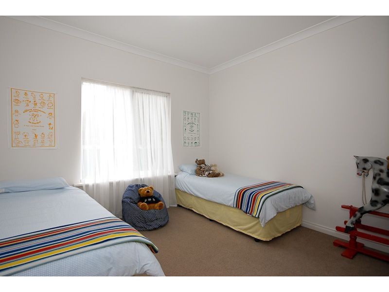 18 Whalers Road, Encounter Bay SA 5211