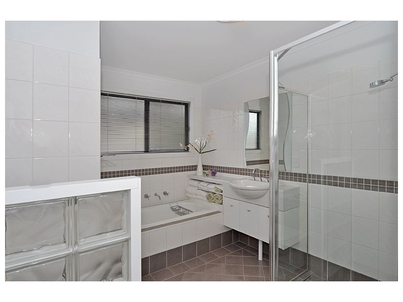 5 Minnamoora Court, Encounter Bay SA 5211
