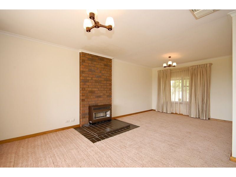 40 Norma Crescent, Encounter Bay SA 5211