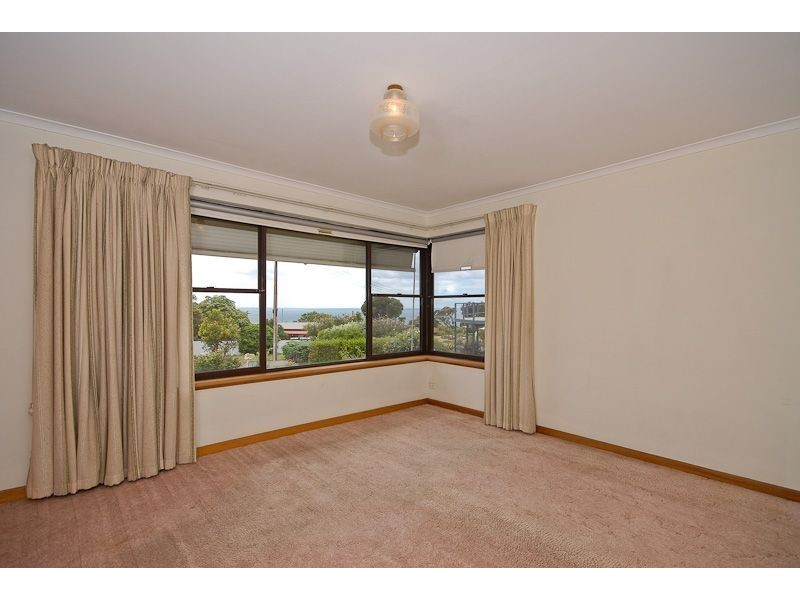 40 Norma Crescent, Encounter Bay SA 5211