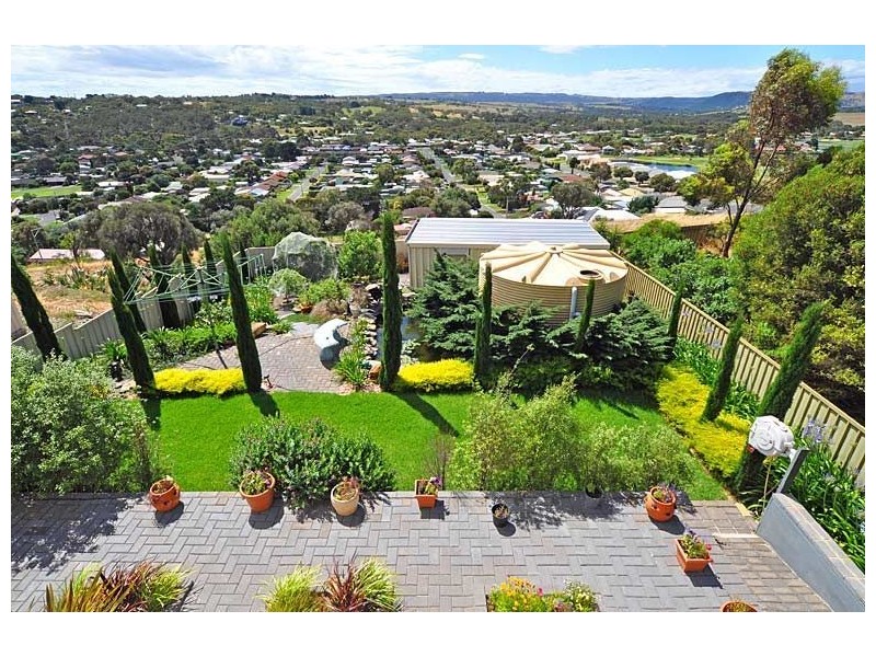 13 Honeyman Grove, Mccracken SA 5211