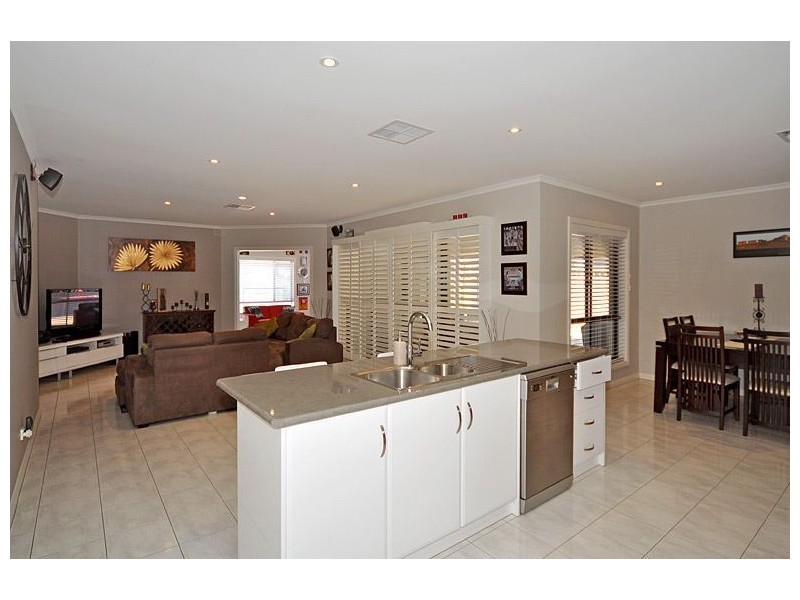 3 Fairway Drive, Mccracken SA 5211