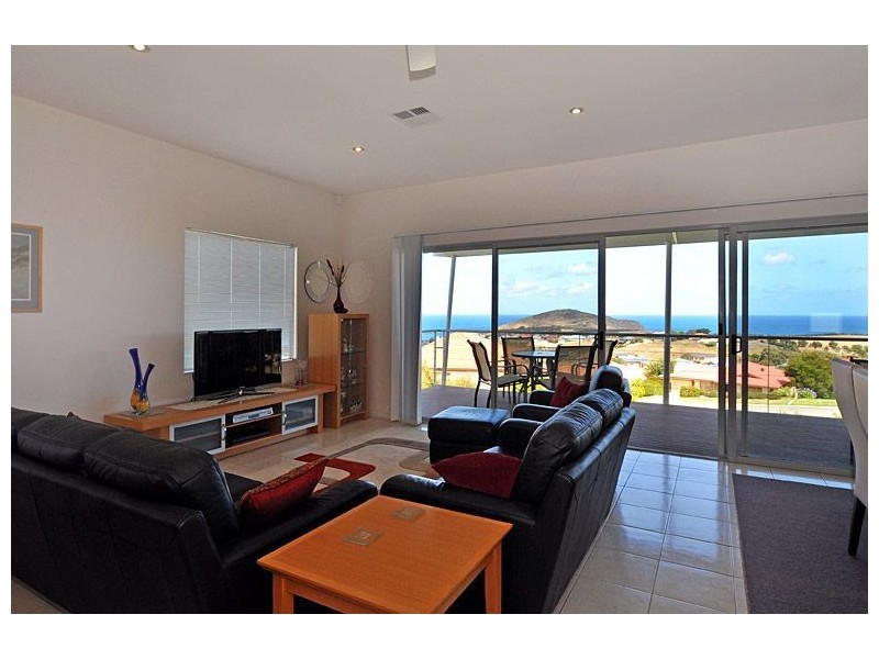 55 Southern Right Crescent, Encounter Bay SA 5211