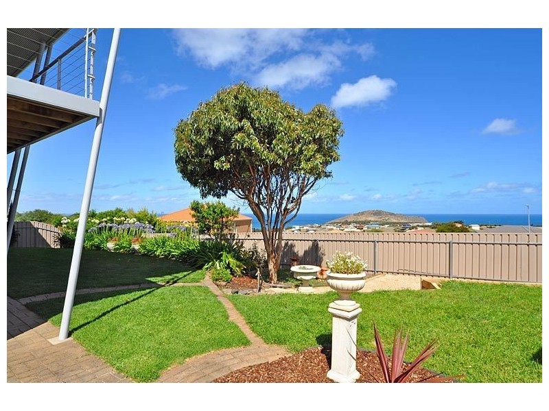 55 Southern Right Crescent, Encounter Bay SA 5211
