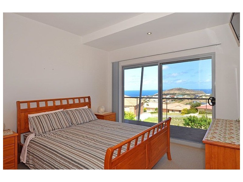 55 Southern Right Crescent, Encounter Bay SA 5211