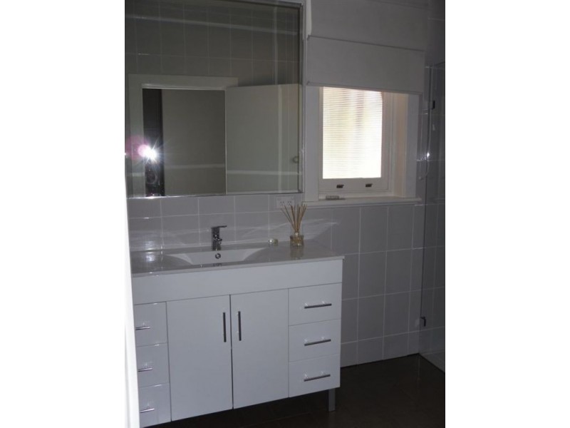 18 The Parkway, Victor Harbor SA 5211